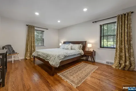 496 Lincoln Avenue Ridgewood NJ 07450