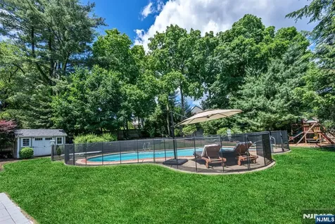 496 Lincoln Avenue Ridgewood NJ 07450