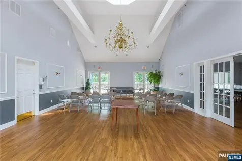 28 Devonshire Drive Clifton NJ 07013