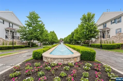 28 Devonshire Drive Clifton NJ 07013