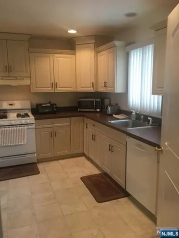 100 Grove Street Elmwood Park NJ 07407