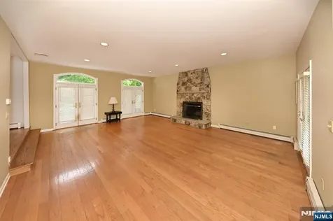 50 Midland Avenue Wyckoff NJ 07481
