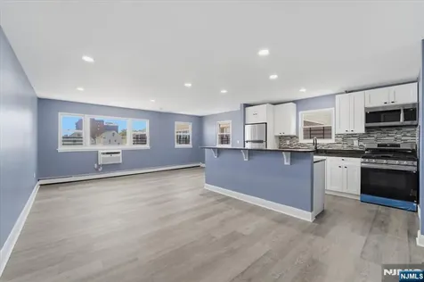816 W Grand Street Elizabeth NJ 07202