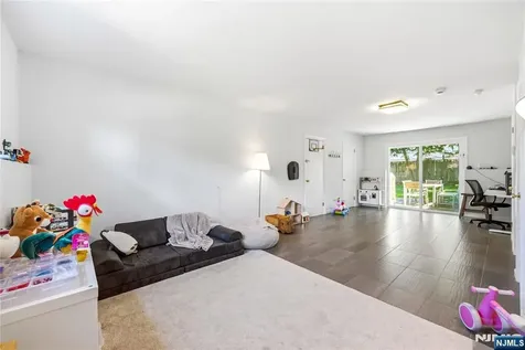 129 Palisade Avenue Cresskill NJ 07626