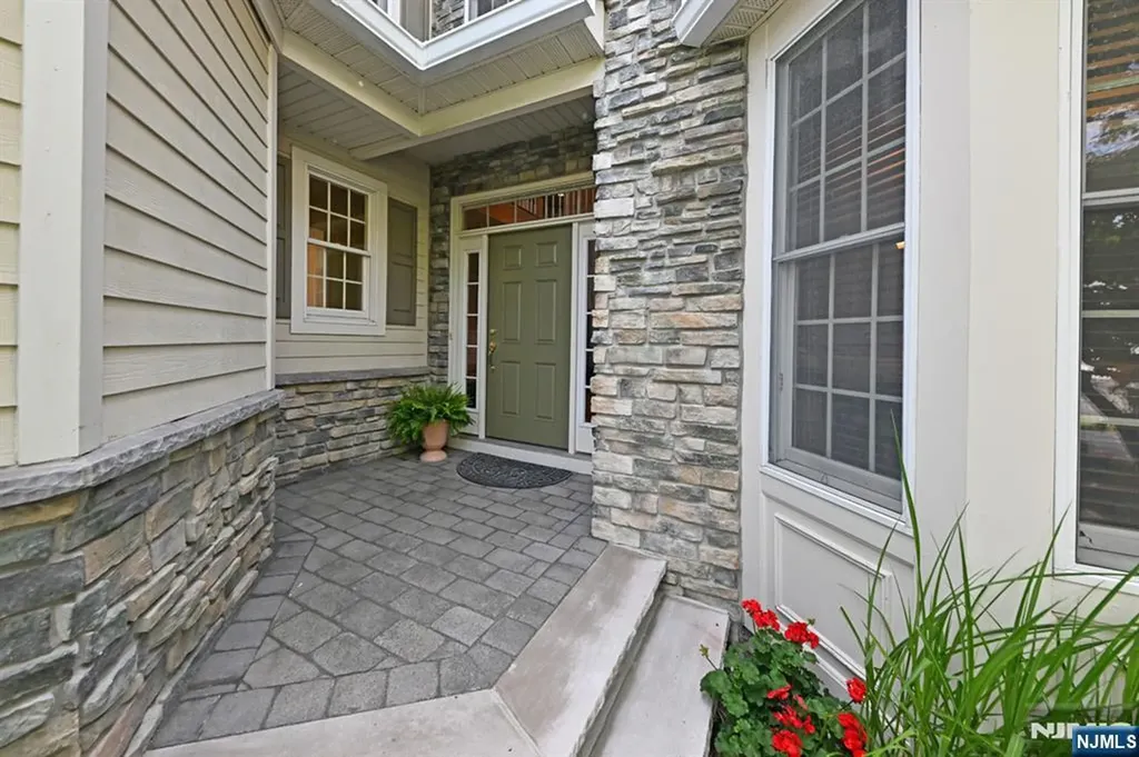 3 Schindler Court Upper Saddle River NJ 07458
