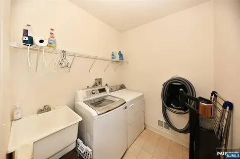 3 Schindler Court Upper Saddle River NJ 07458