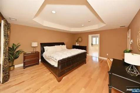 3 Schindler Court Upper Saddle River NJ 07458