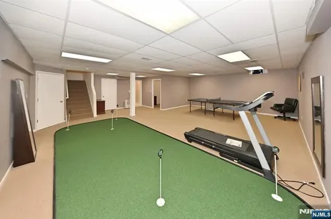 3 Schindler Court Upper Saddle River NJ 07458