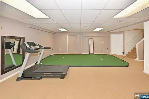 3 Schindler Court Upper Saddle River NJ 07458
