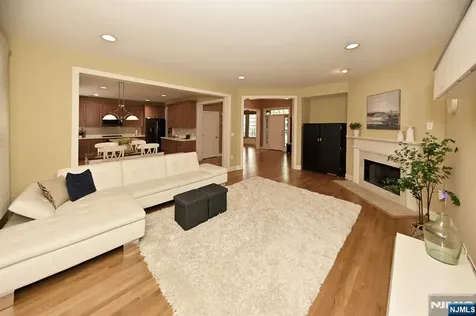3 Schindler Court Upper Saddle River NJ 07458