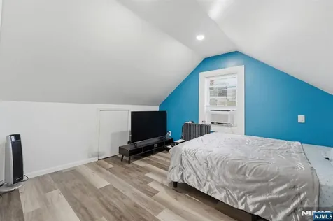 285 Hudson Avenue Englewood NJ 07631
