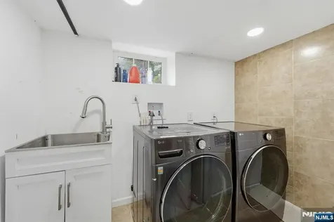 285 Hudson Avenue Englewood NJ 07631