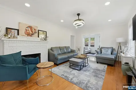 285 Hudson Avenue Englewood NJ 07631