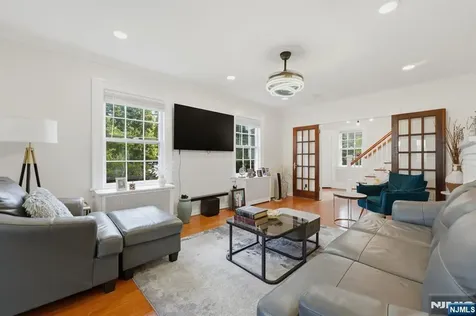 285 Hudson Avenue Englewood NJ 07631