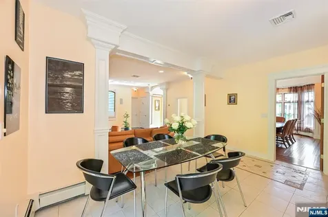 111 Magnolia Avenue Cresskill NJ 07626