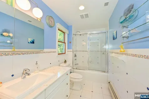 111 Magnolia Avenue Cresskill NJ 07626