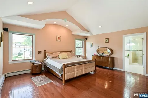 111 Magnolia Avenue Cresskill NJ 07626