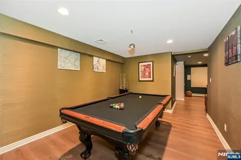 111 Magnolia Avenue Cresskill NJ 07626