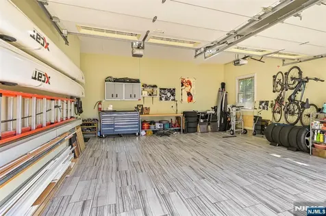 111 Magnolia Avenue Cresskill NJ 07626