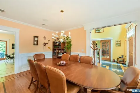 111 Magnolia Avenue Cresskill NJ 07626