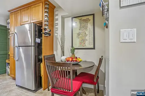 272-276 Walnut Newark NJ 07105