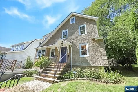 167 8th Street Cresskill NJ 07626