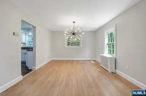 167 8th Street Cresskill NJ 07626