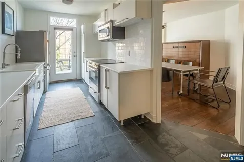 130 Kensington Drive Fort Lee NJ 07024