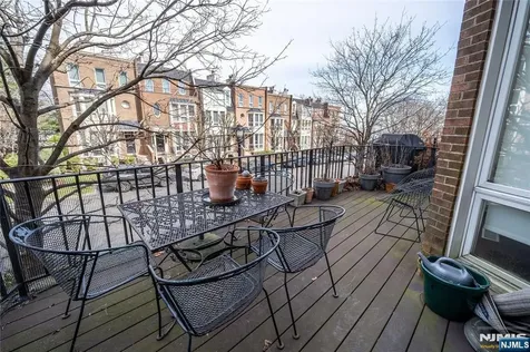 130 Kensington Drive Fort Lee NJ 07024