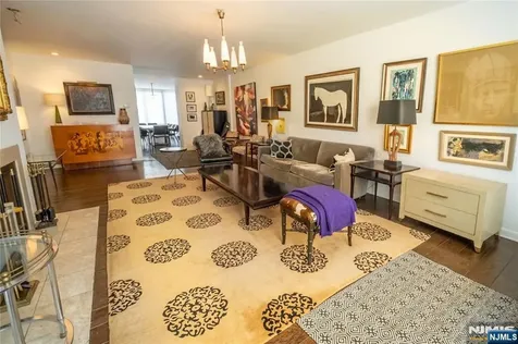 130 Kensington Drive Fort Lee NJ 07024