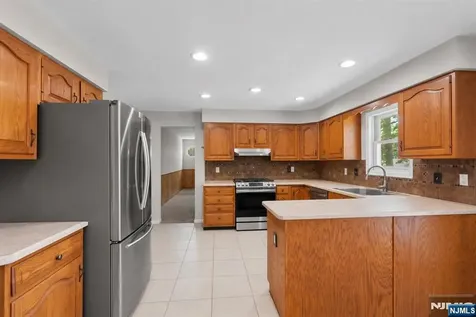 10 Tice Road West Milford NJ 07421