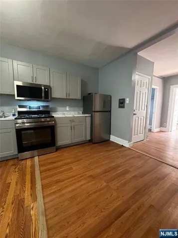 830 S 16th Street Newark NJ 07108