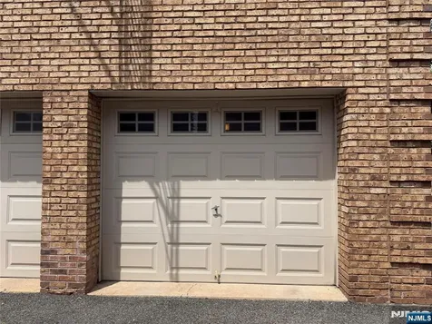 358 Maple Avenue Oradell NJ 07649