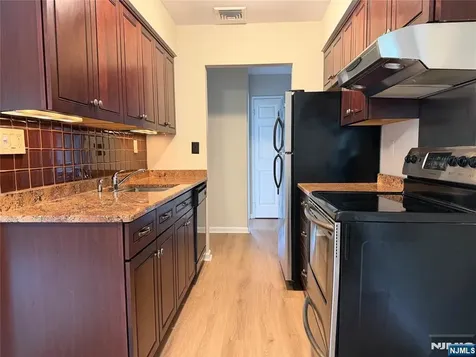 358 Maple Avenue Oradell NJ 07649
