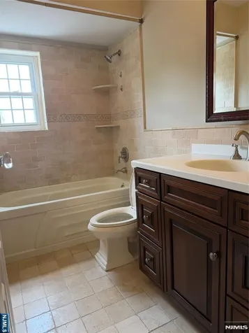 358 Maple Avenue Oradell NJ 07649