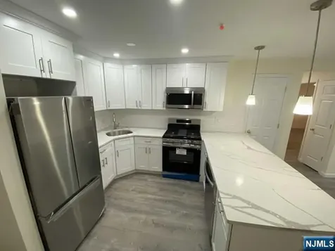 2002 Hawthorne Lane Mahwah NJ 07430