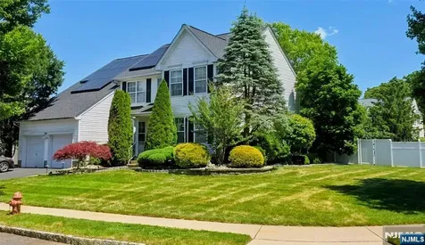 33 Kopak Way Spotswood NJ 08884
