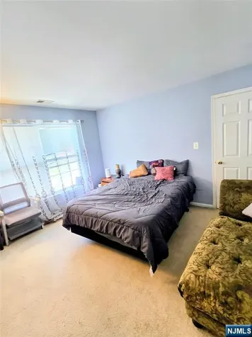 33 Kopak Way Spotswood NJ 08884