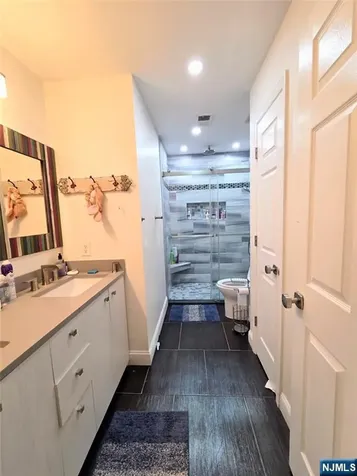 33 Kopak Way Spotswood NJ 08884