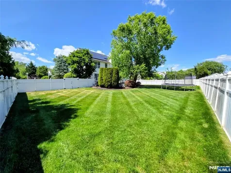 33 Kopak Way Spotswood NJ 08884