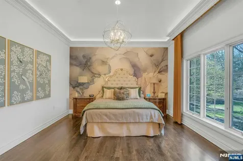 31 Burning Hollow Road Saddle River NJ 07458