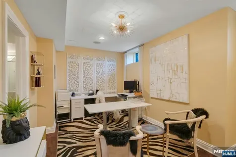 31 Burning Hollow Road Saddle River NJ 07458