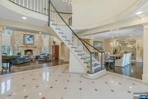 31 Burning Hollow Road Saddle River NJ 07458