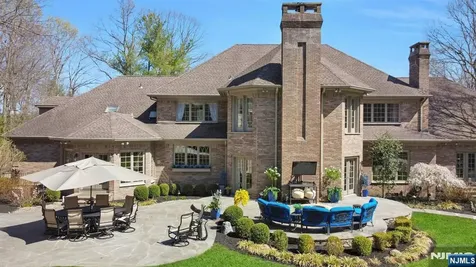 31 Burning Hollow Road Saddle River NJ 07458