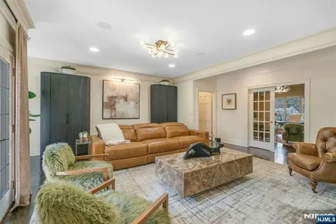 31 Burning Hollow Road Saddle River NJ 07458