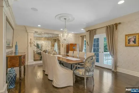 31 Burning Hollow Road Saddle River NJ 07458