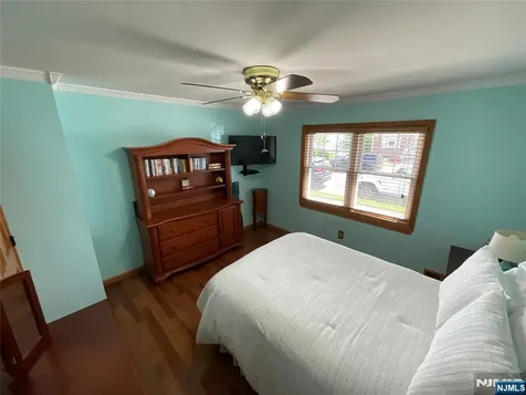 321 Thomas Avenue Lyndhurst NJ 07071