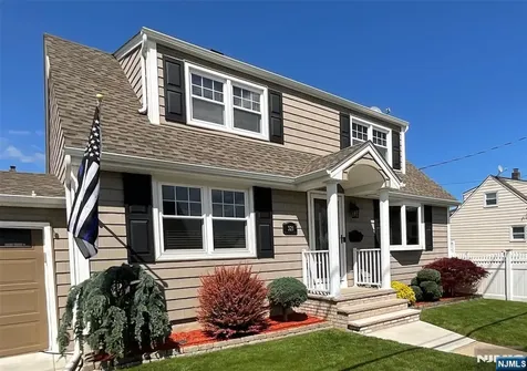 321 Thomas Avenue Lyndhurst NJ 07071
