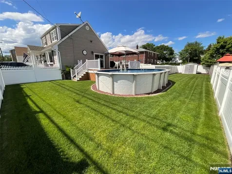 321 Thomas Avenue Lyndhurst NJ 07071