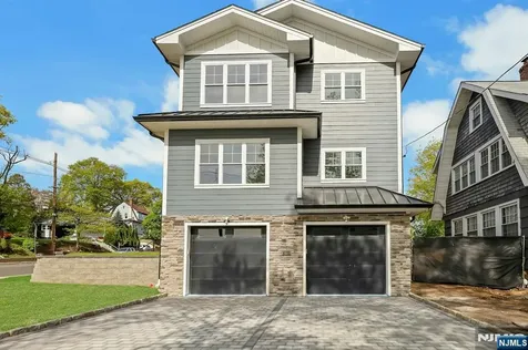 30-32 Centre Street Nutley NJ 07110